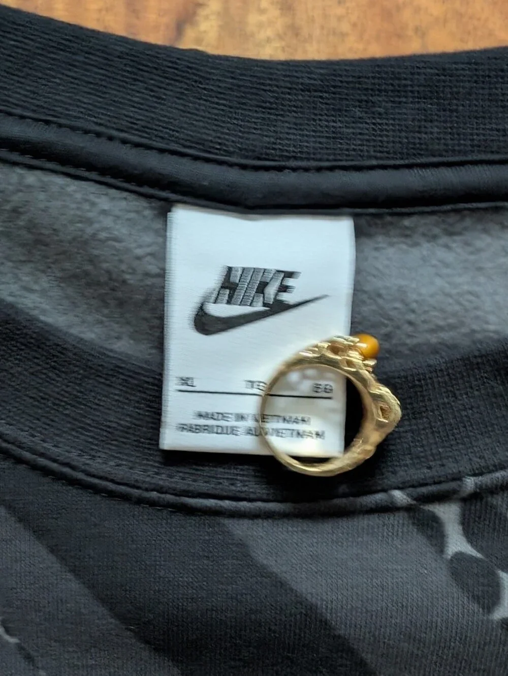 Nike Animal Print Cropped Crewneck (XL)